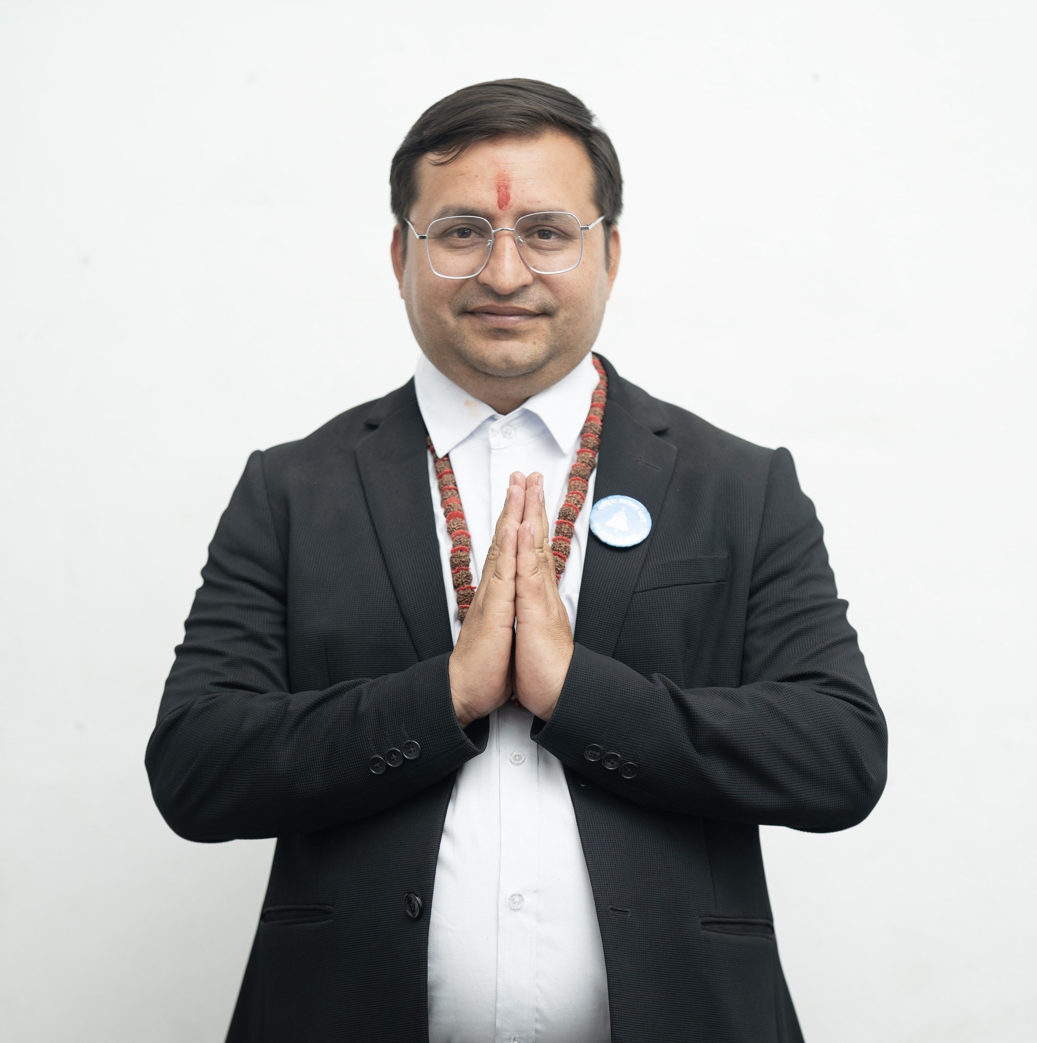 यज्ञमणि  न्याैपाने